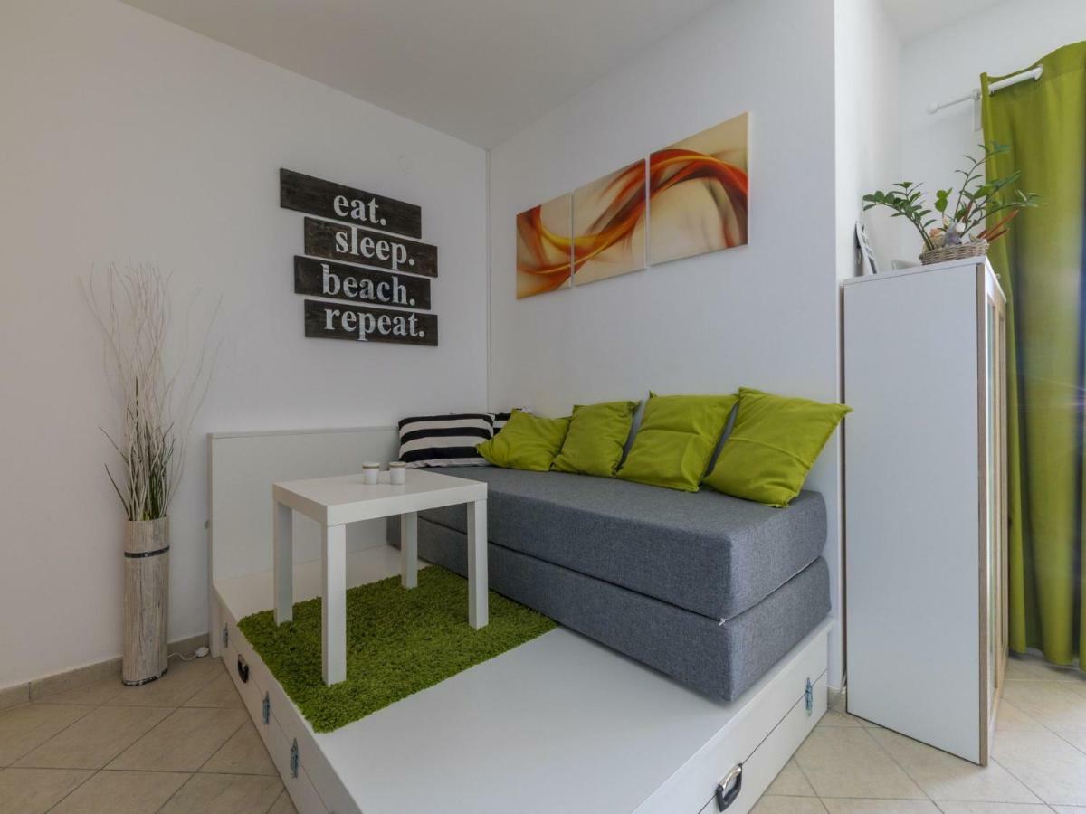 Apartment Color Green Dramalj Dış mekan fotoğraf